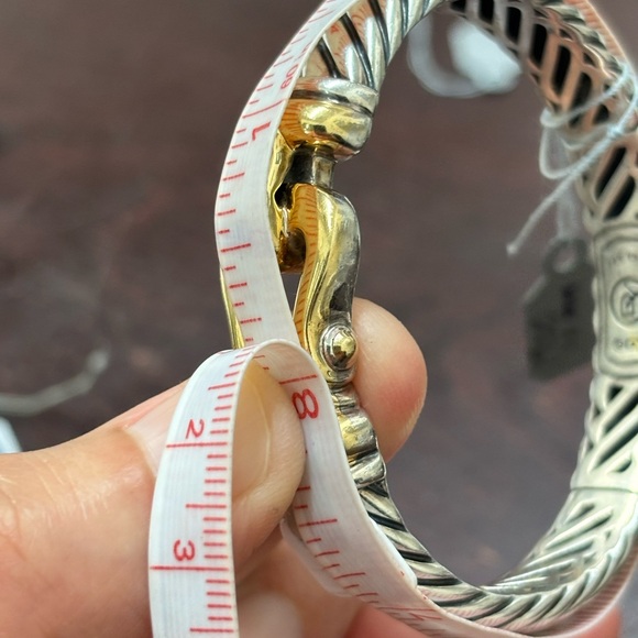 David Yurman Large 18K + Sterling Lock Cuff - Picture 8 of 14